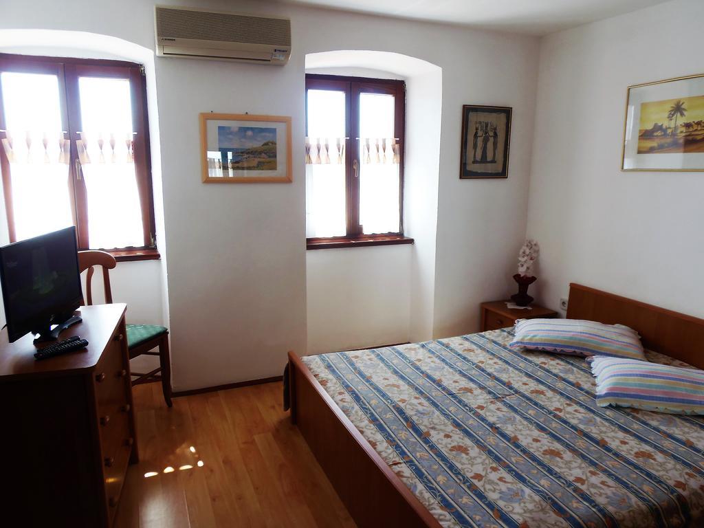 Apartment Noemi Medulin Exterior photo