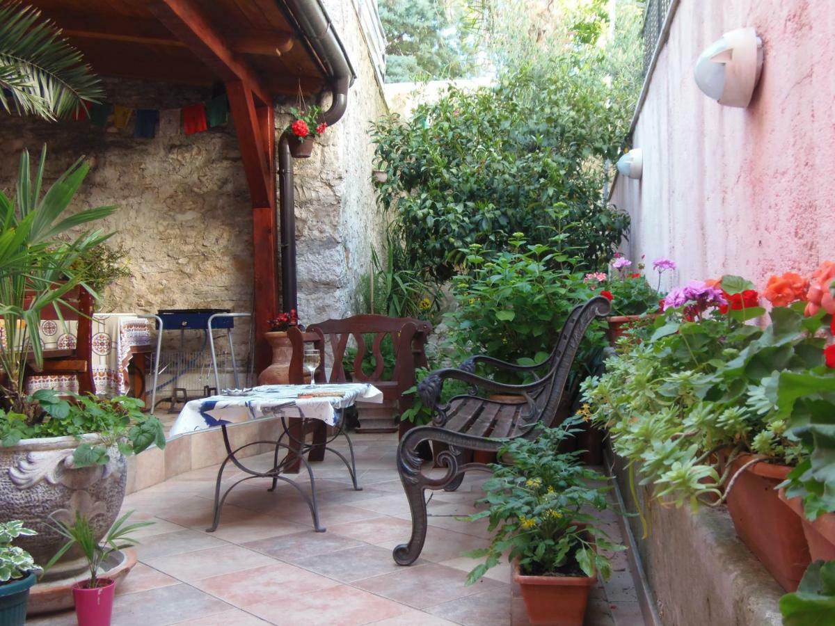 Apartment Noemi Medulin Exterior photo